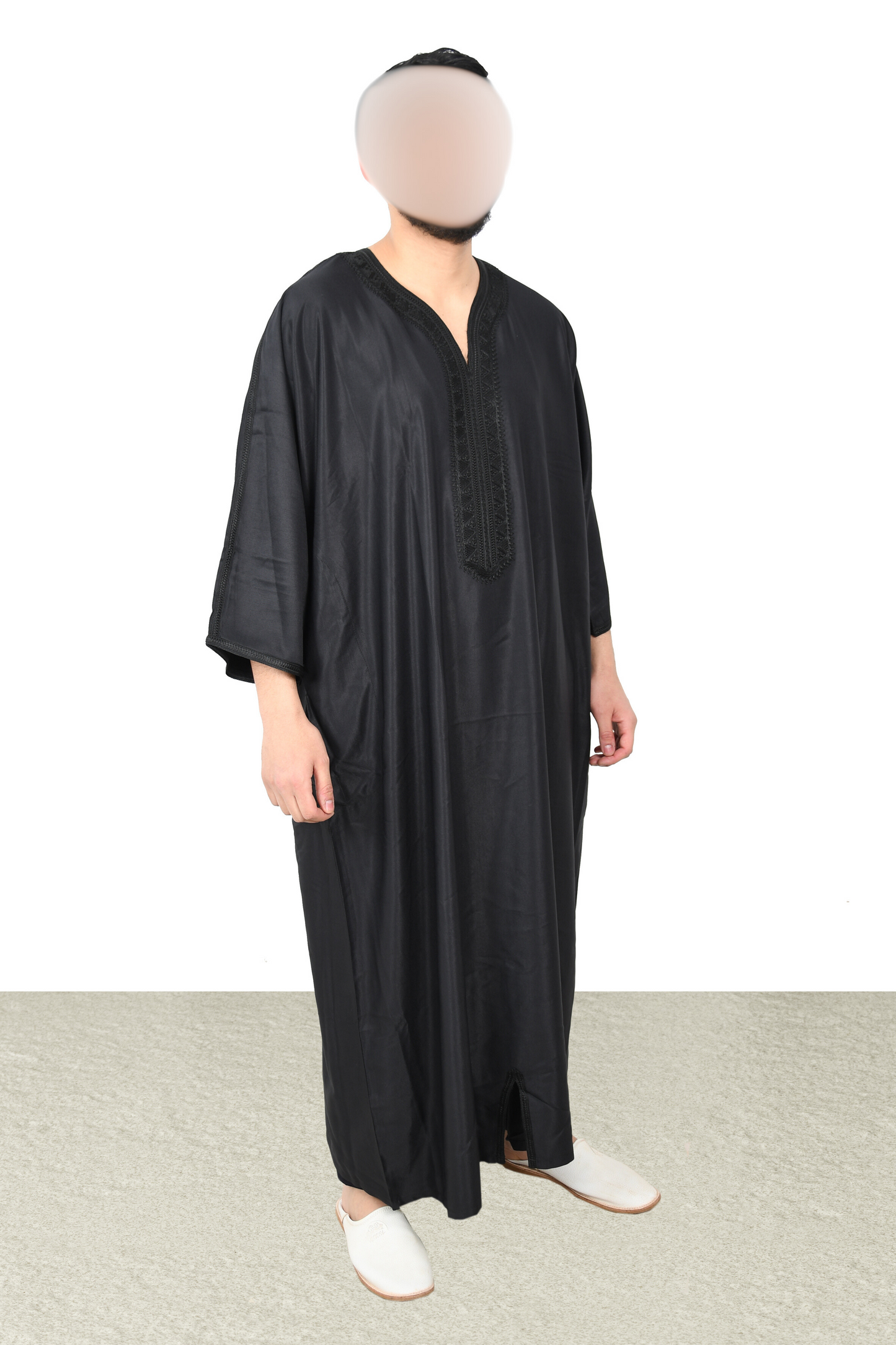 Black kandora
