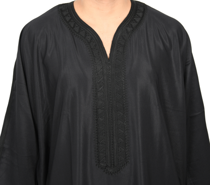 Black kandora